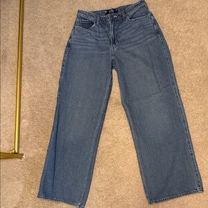 Hollister Women’s Blue Denim Baggy Jeans